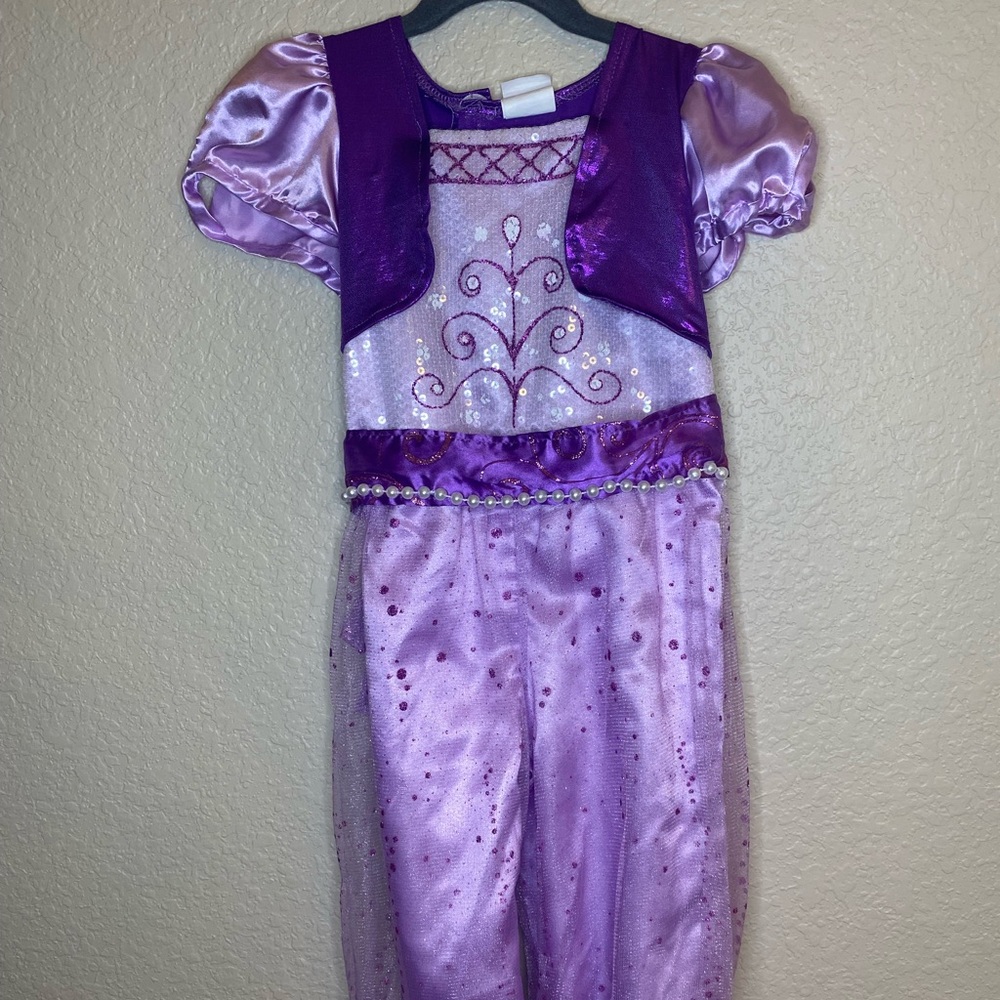 Shimmer and shine Halloween costume.